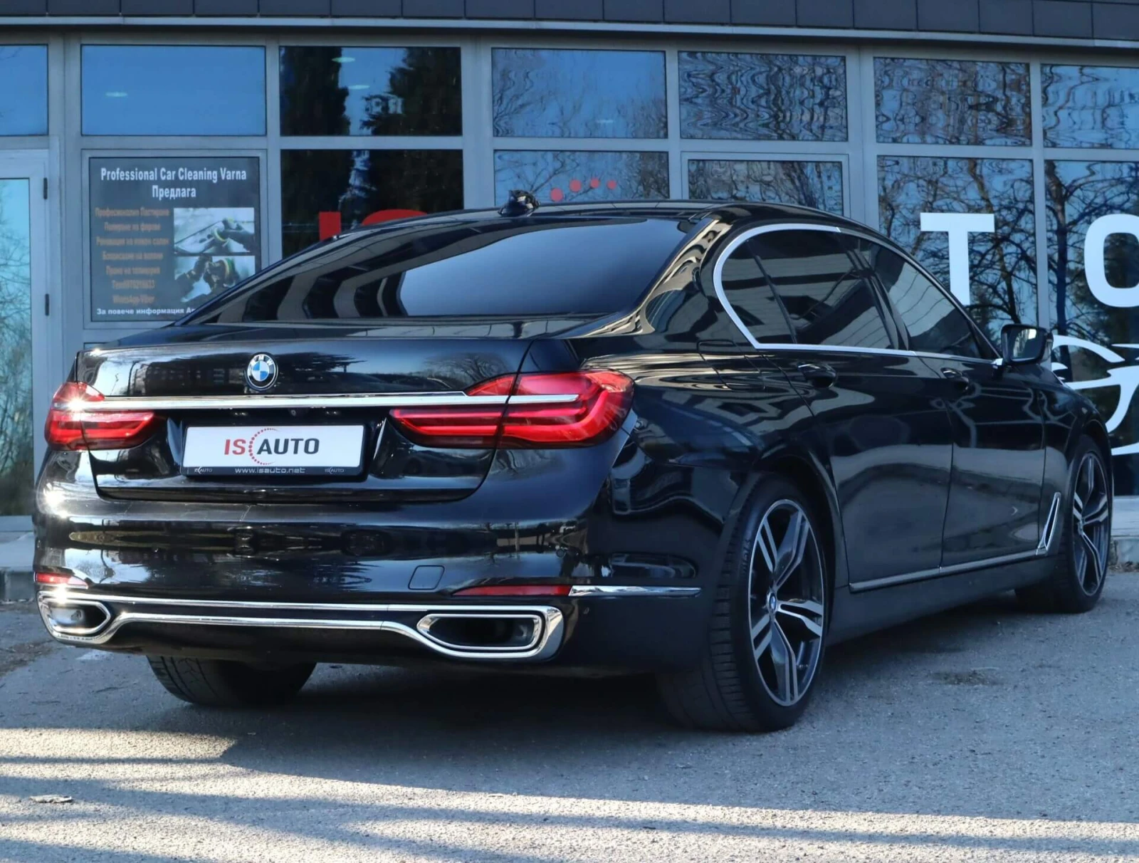 BMW 740 Long/xDrive/Bower&Willkins/Панорама/Обдухване/, снимка 4 - Автомобили и джипове - 53903501