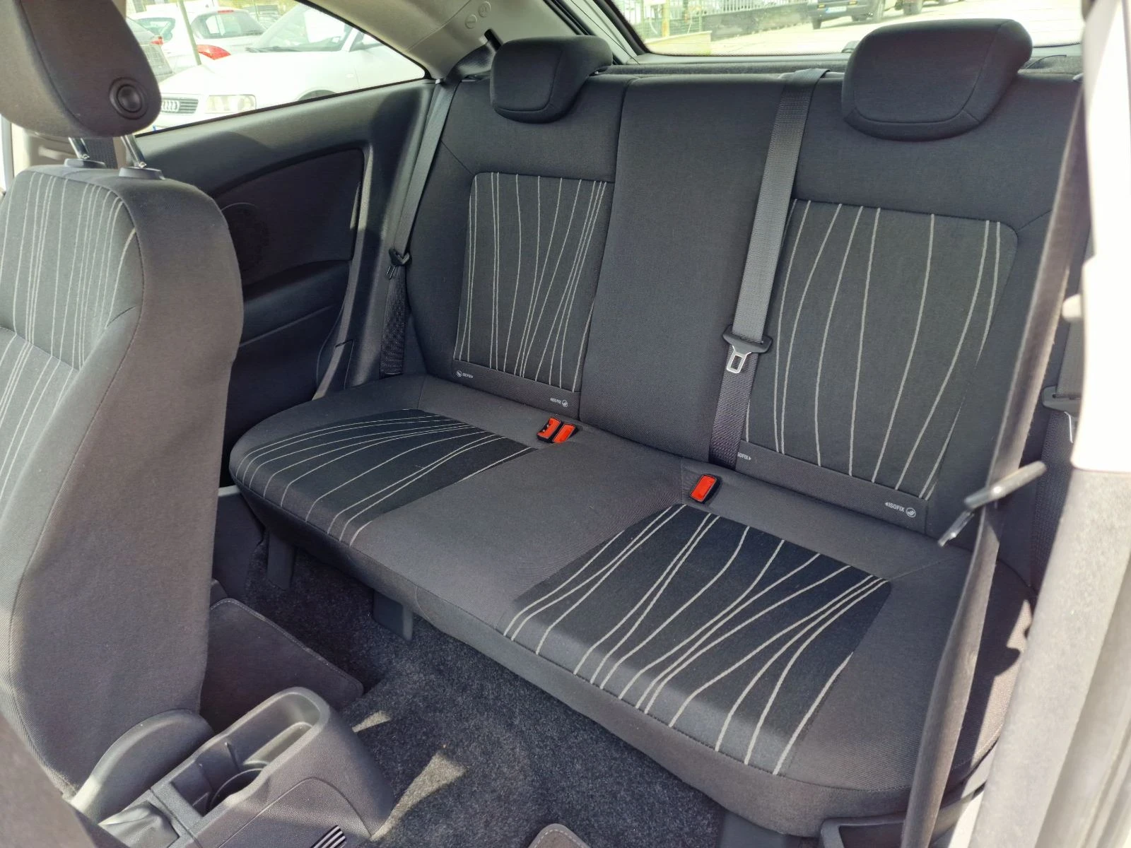 Opel Corsa 1.3 CDTI 6 скорости , снимка 11 - Автомобили и джипове - 54205909