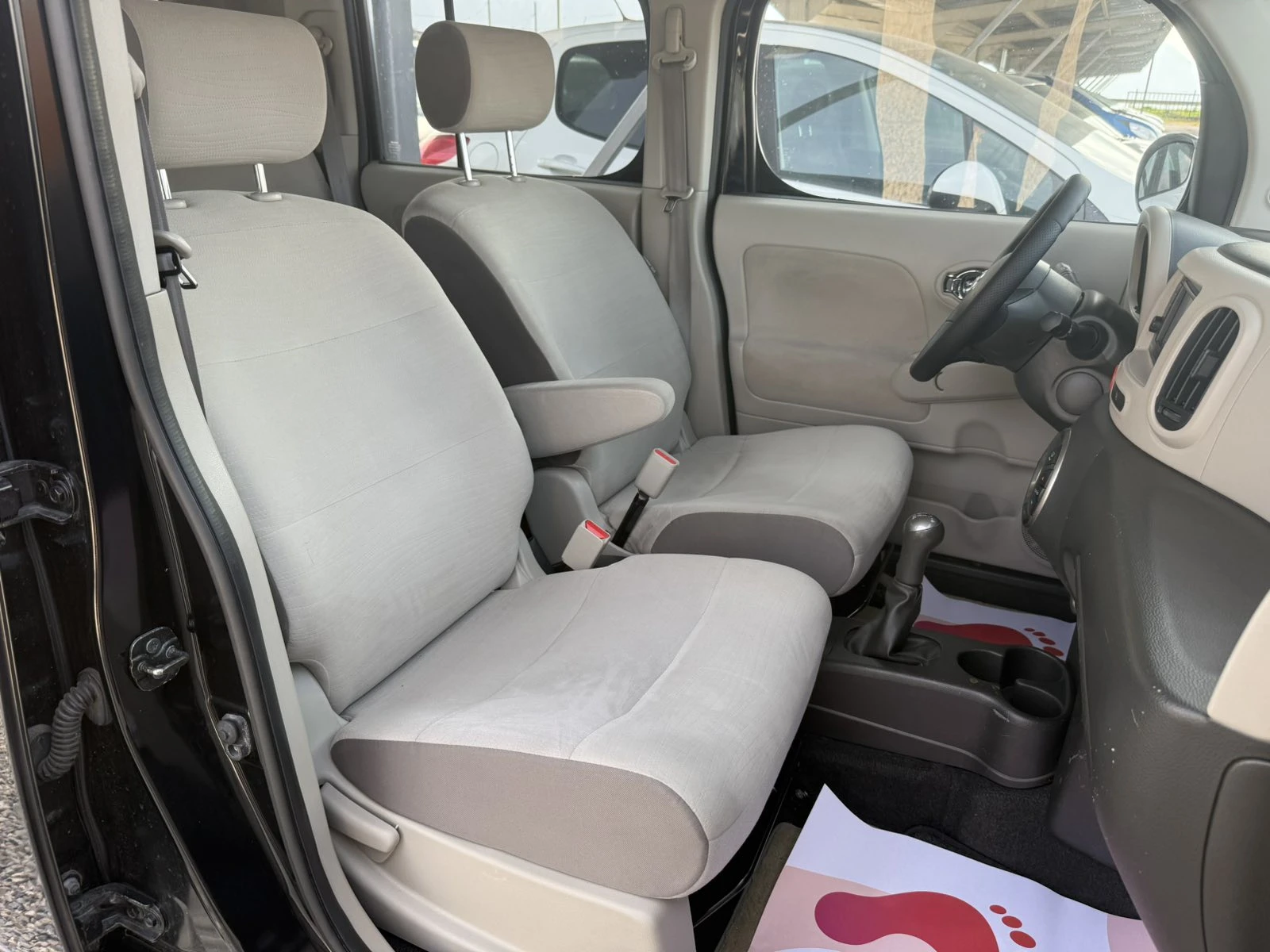 Nissan Cube 1.6i EURO 5 НАВИ ПАНОРАМА, снимка 13 - Автомобили и джипове - 54223798