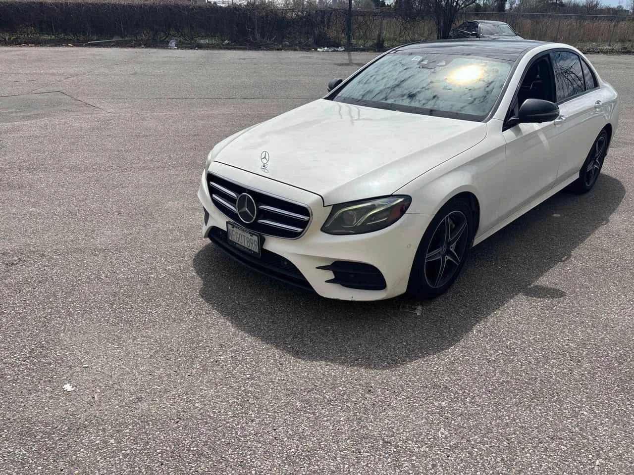 Mercedes-Benz E 350 BURMESTER/ПАНОРАМА/360 CAM/ДИСТРОНИК, снимка 2 - Автомобили и джипове - 54372575