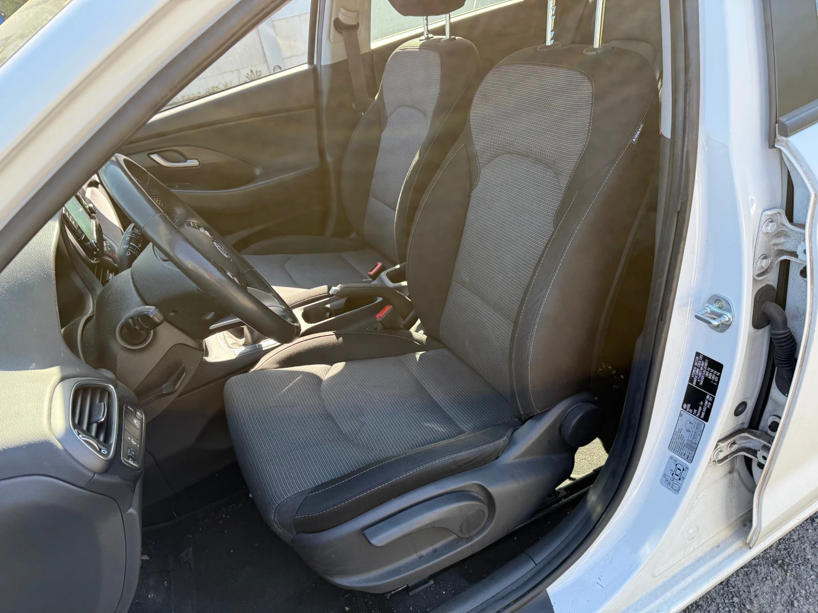 Hyundai I30 1.4 ������ | Mobile.bg � ����������� 13