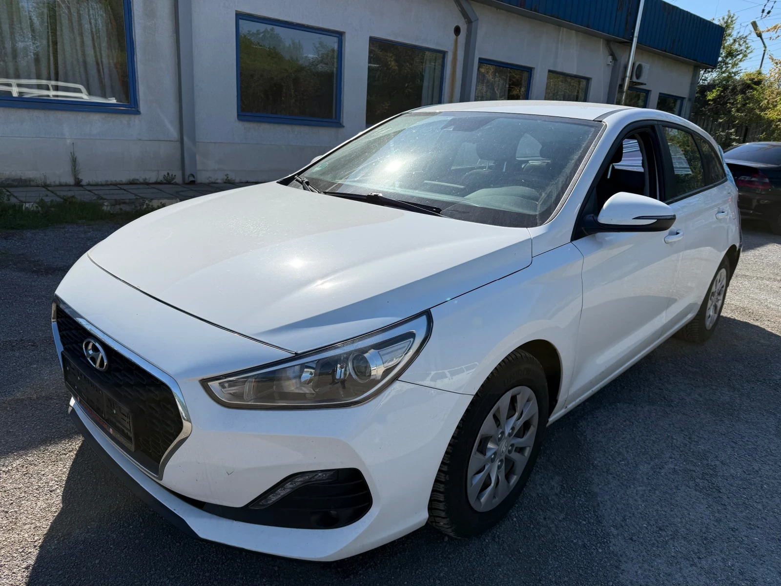 Hyundai I30 1.4 ������ | Mobile.bg � ����������� 16