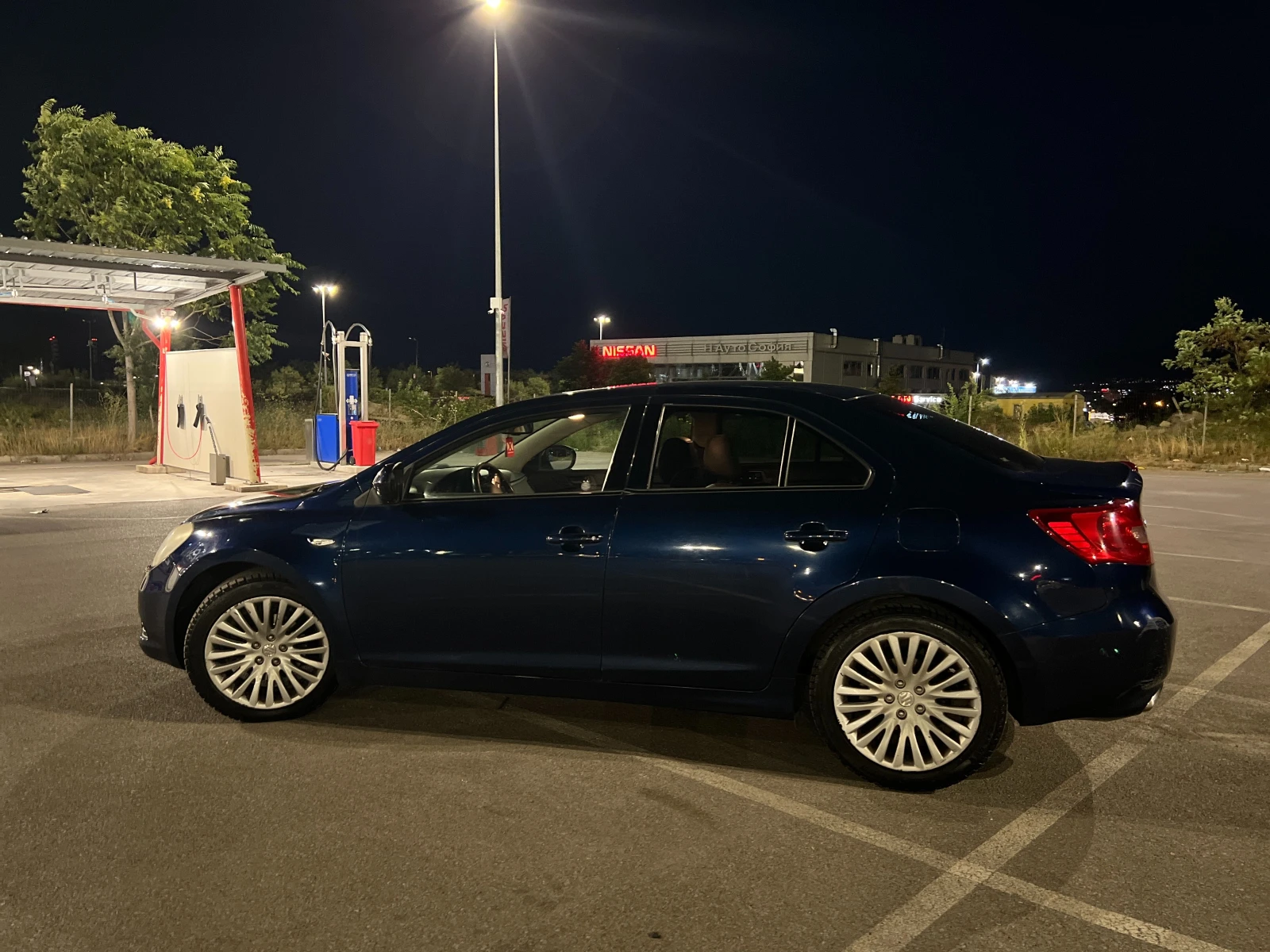 Suzuki Kizashi, снимка 6 - Автомобили и джипове - 54444716