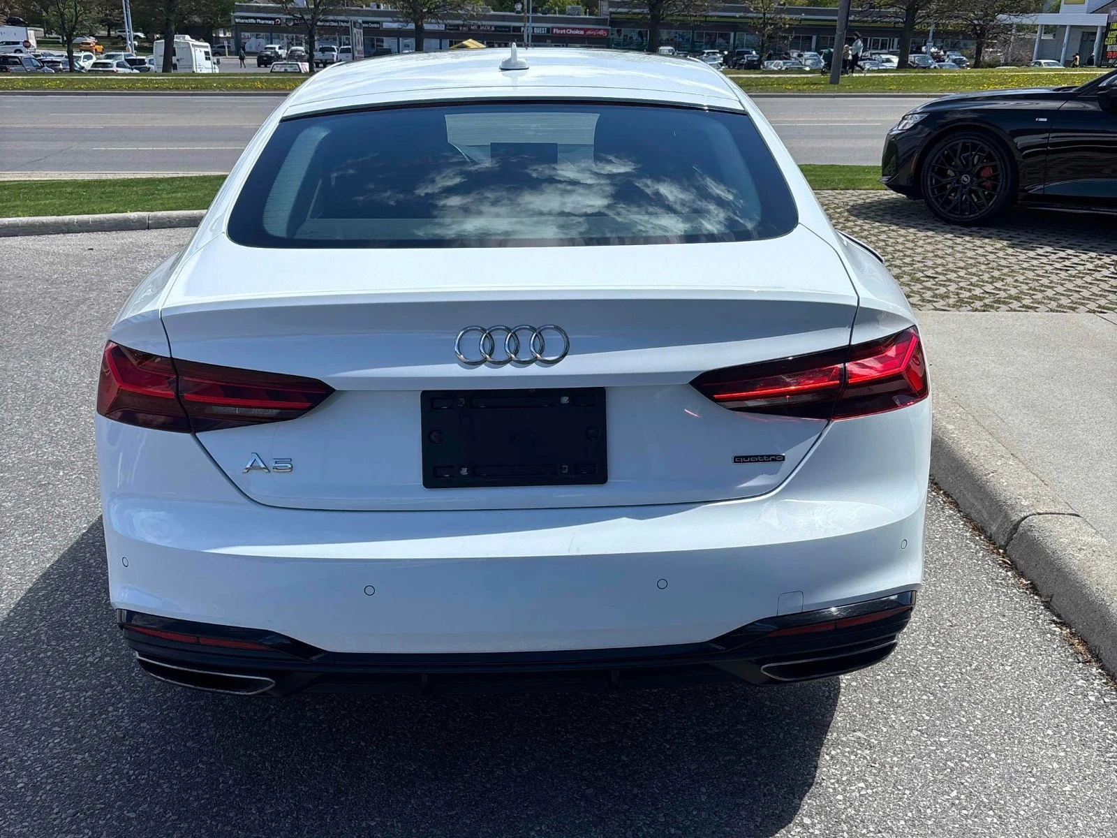 Audi A5 AWD * Progressiv* АвтоКредит* (ЦЕНА ДО БГ), снимка 4 - Автомобили и джипове - 54528301
