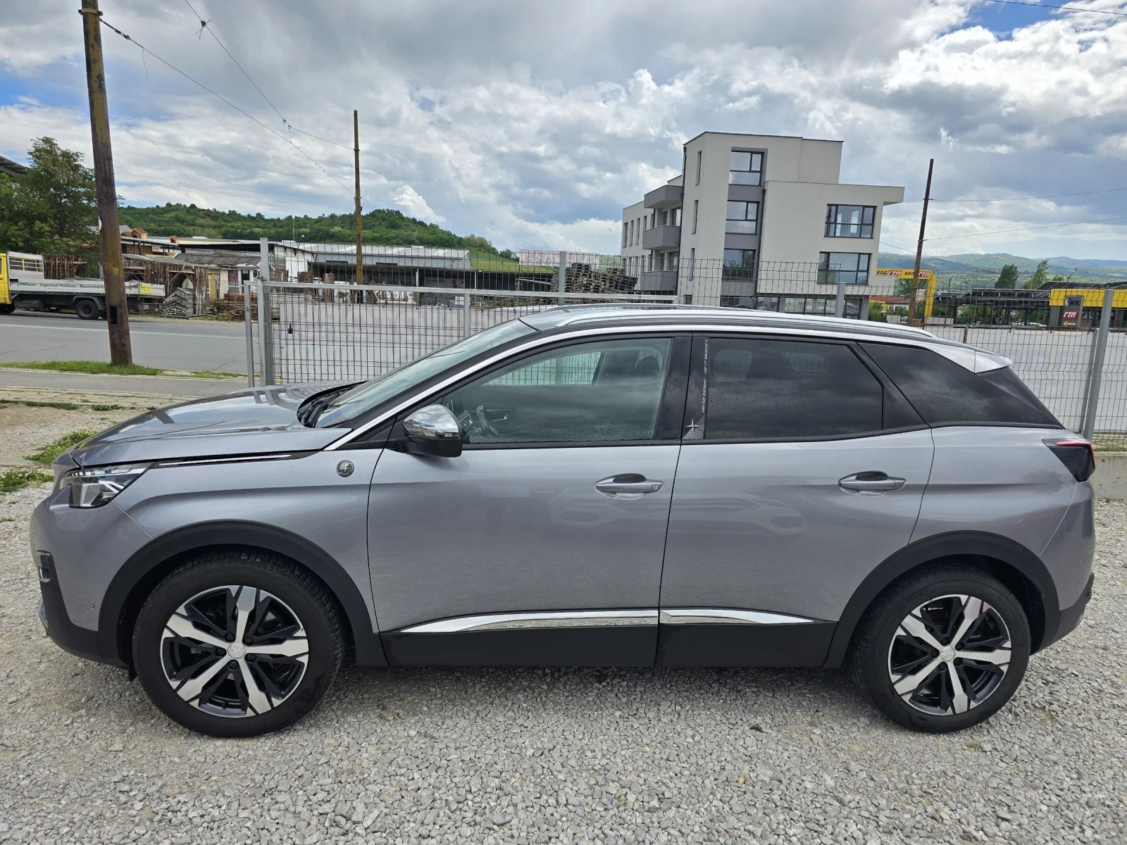 Peugeot 3008 1.5 HDI AUTOAMAT CROSSWAY, снимка 8 - Автомобили и джипове - 54565707