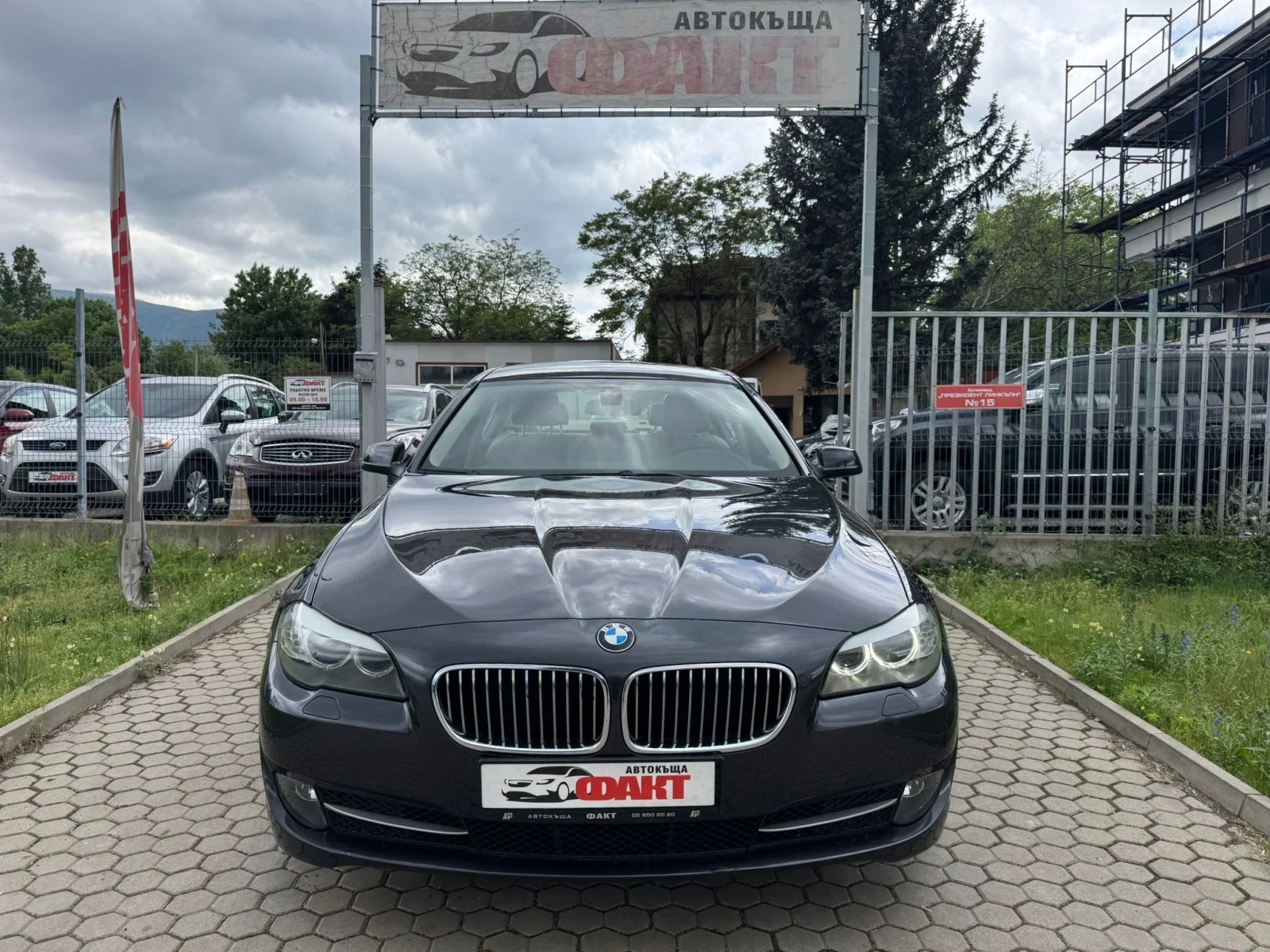 BMW 530 3.0D/AVTOMAT/NAVI/КОЖА, снимка 2 - Автомобили и джипове - 54652639