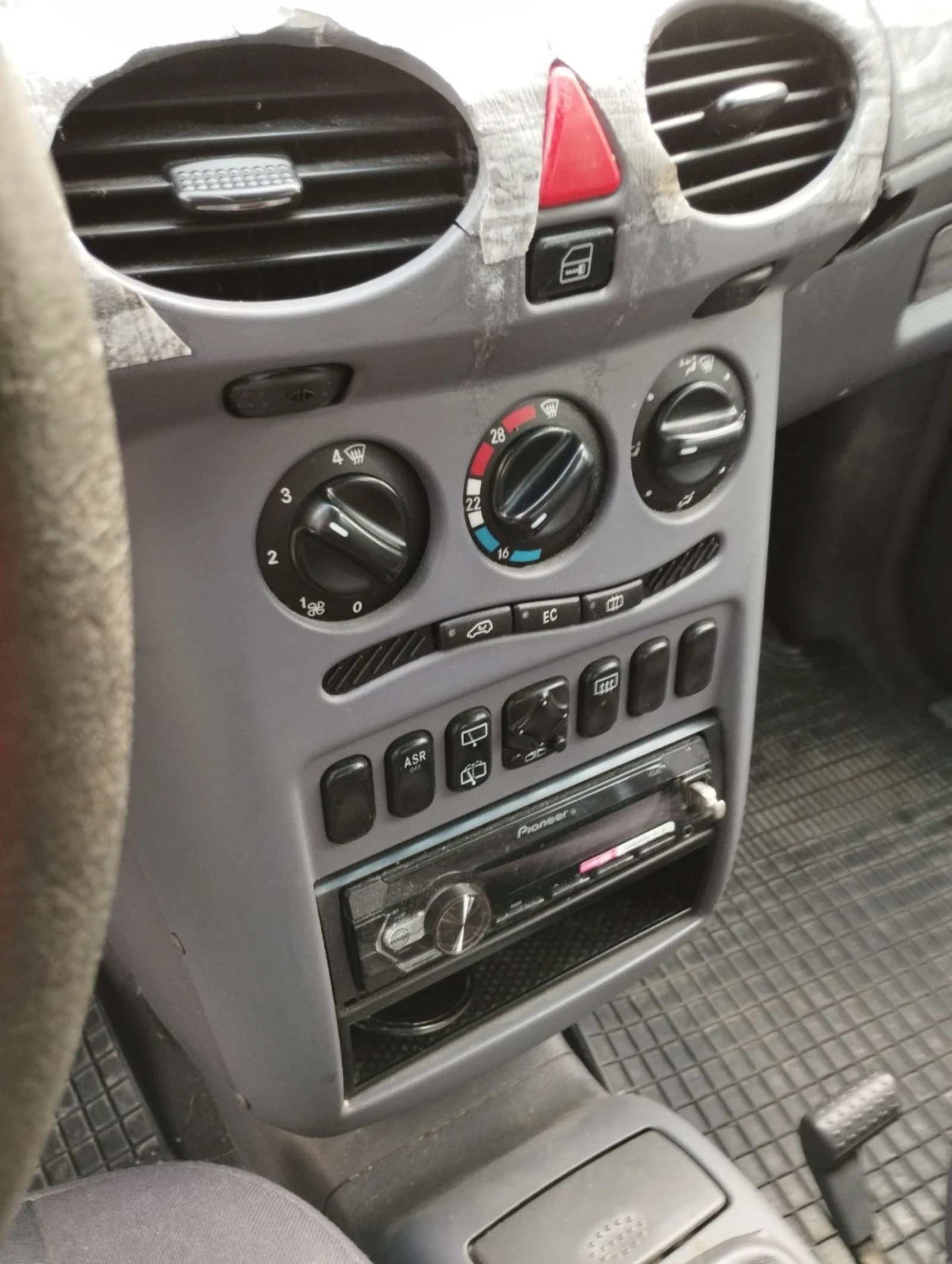 Mercedes-Benz A 160, снимка 8 - Автомобили и джипове - 55132153