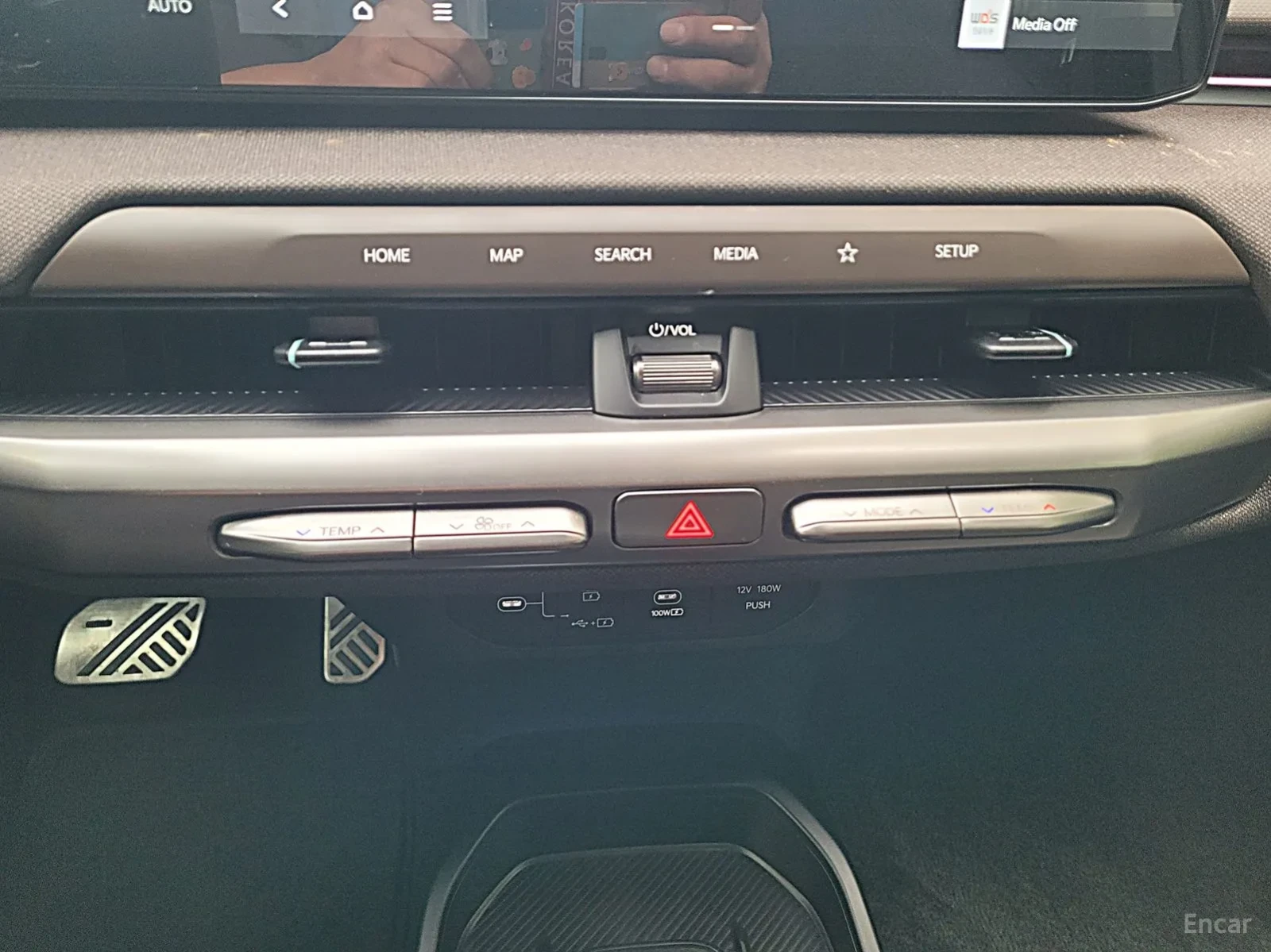 Kia EV4, снимка 15 - Автомобили и джипове - 55185118