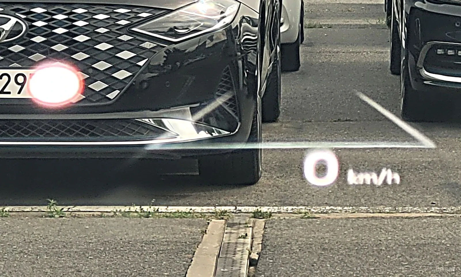 Kia EV4, снимка 16 - Автомобили и джипове - 55185118