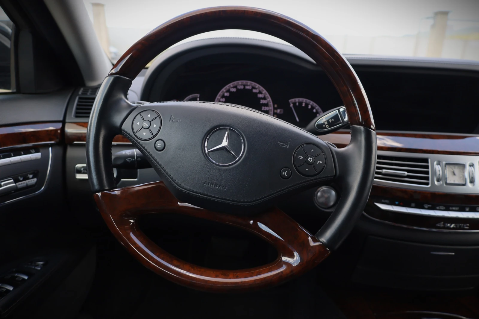 Mercedes-Benz S 500 4Matic, снимка 10 - Автомобили и джипове - 55256968