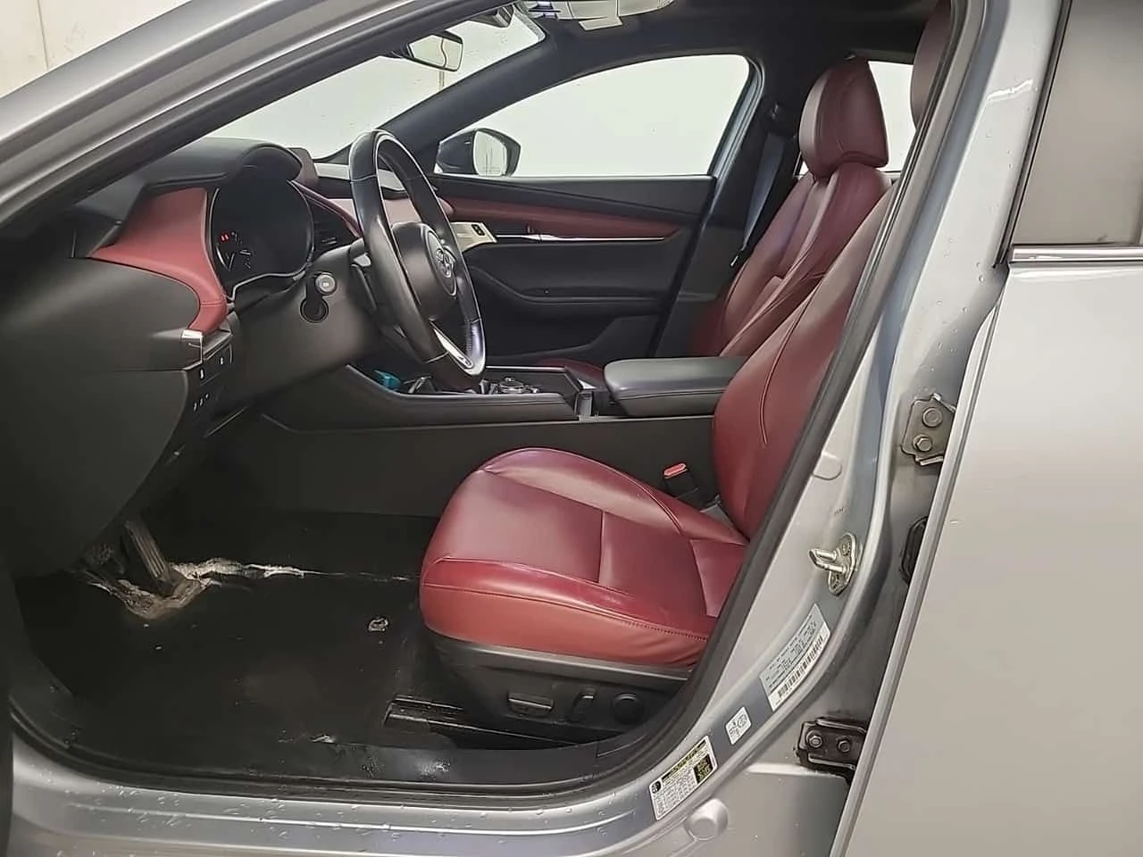 Mazda 3  GT TURBO AWD 2.5L / DISTRONIC / RED INT / КОЖА / , снимка 5 - Автомобили и джипове - 55352130