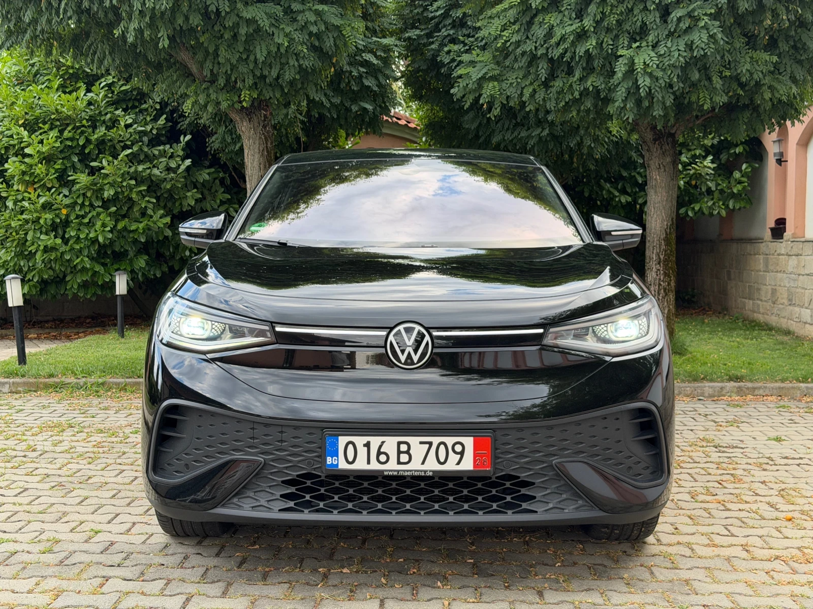 VW ID.4 ID5/PRO/SportSeats/Memory/Pano/360/Head/Full, снимка 2 - Автомобили и джипове - 55403681