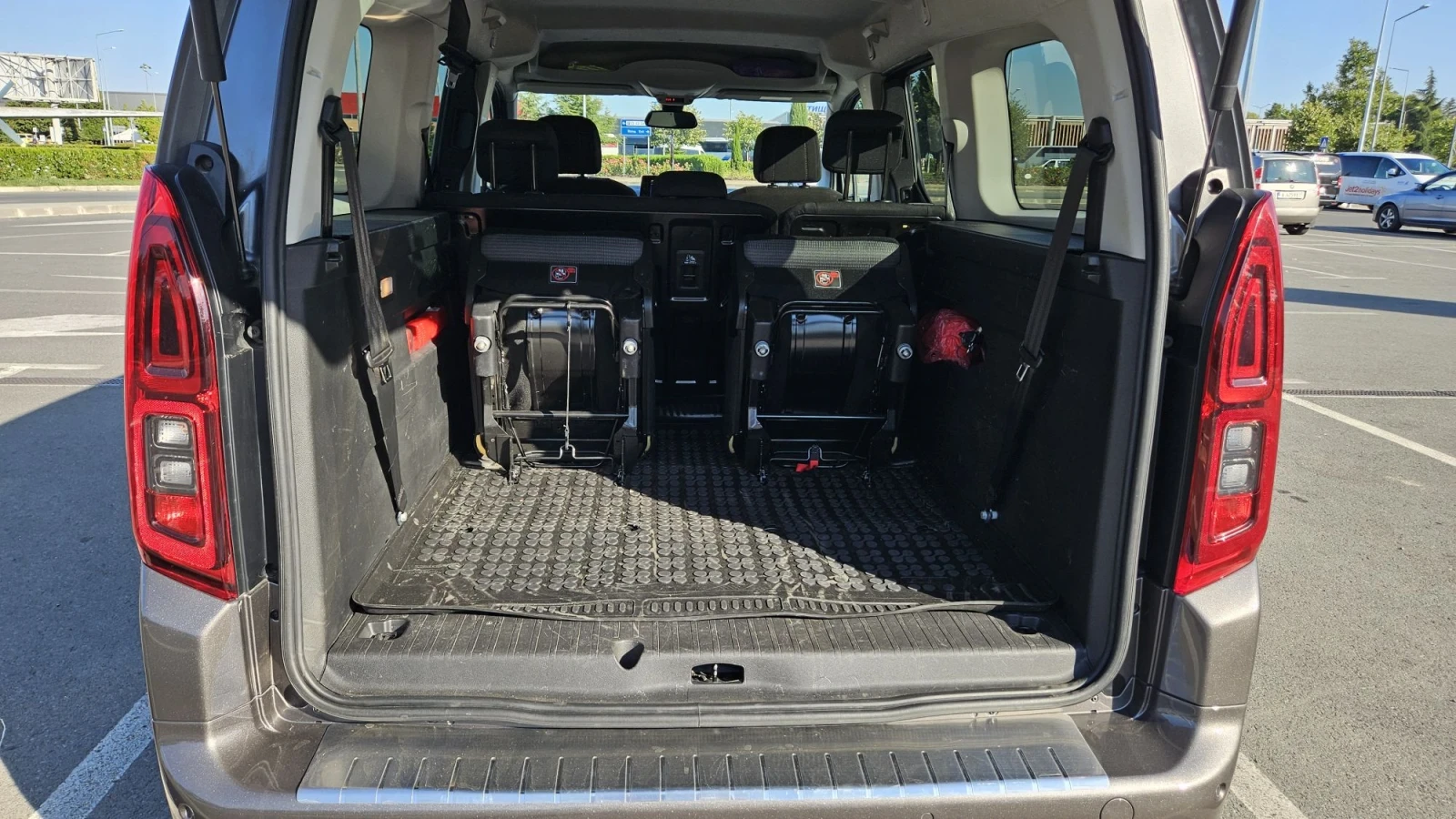 Toyota Proace City Verso Toyota Proace City-1.2 TURBO ����� ������ | Mobile.bg � ����������� 12