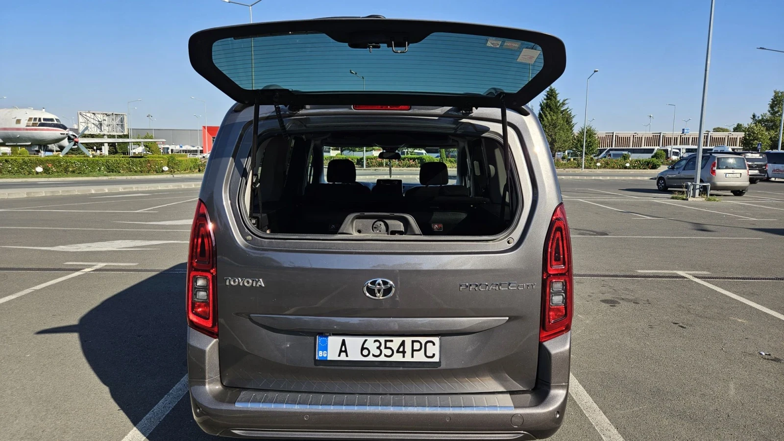Toyota Proace City Verso Toyota Proace City-1.2 TURBO ����� ������ | Mobile.bg � ����������� 16