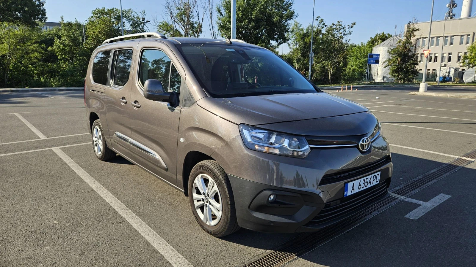 Toyota Proace City Verso Toyota Proace City-1.2 TURBO ����� ������ | Mobile.bg � ����������� 2