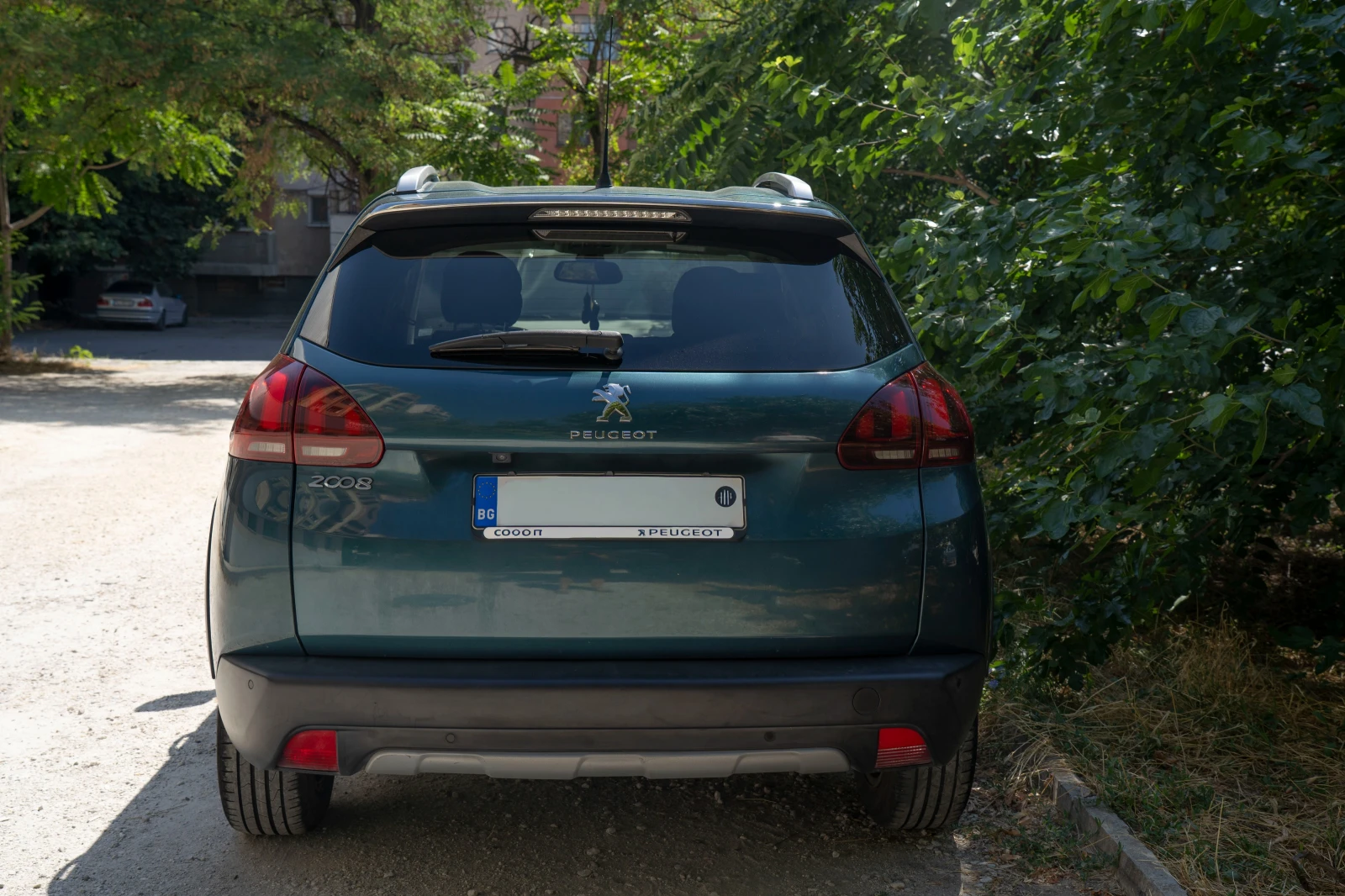 Peugeot 2008, снимка 2 - Автомобили и джипове - 55605380