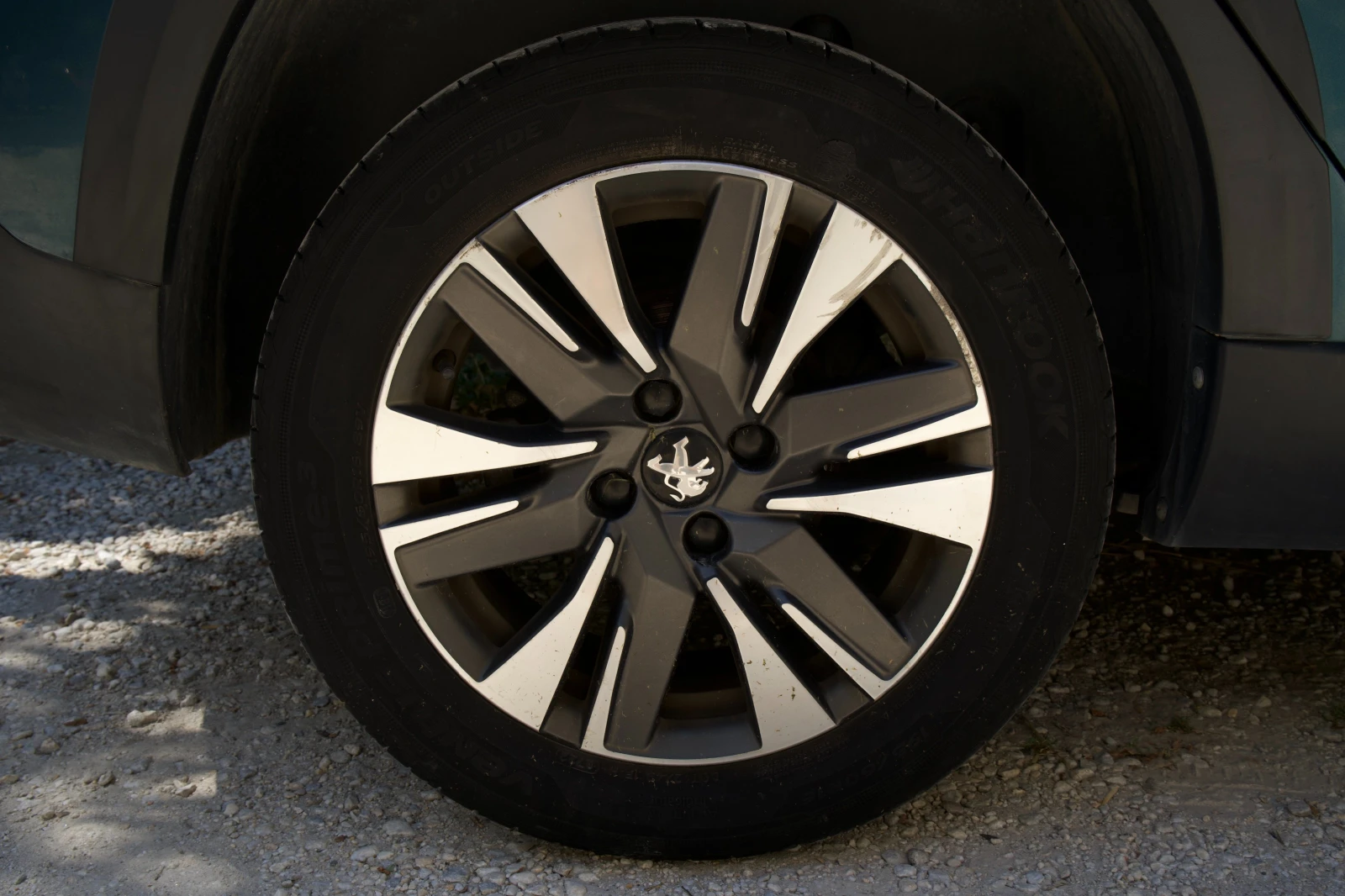 Peugeot 2008, снимка 11 - Автомобили и джипове - 55605380