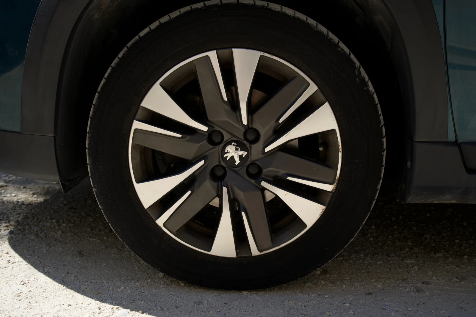 Peugeot 2008, снимка 9 - Автомобили и джипове - 55605380