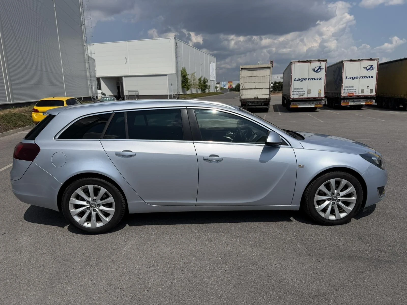 Opel Insignia Opel Insignia Sports Tourer 2.0 CDTI 140 к.с. FACE, снимка 12 - Автомобили и джипове - 55670002