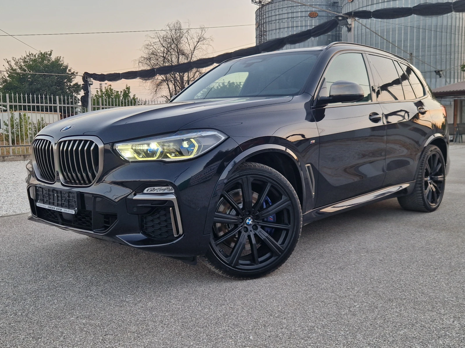 BMW X5M 50d G05 FUL EKSTRI* ИСТИНСКИ КИЛОМЕТРИ!!