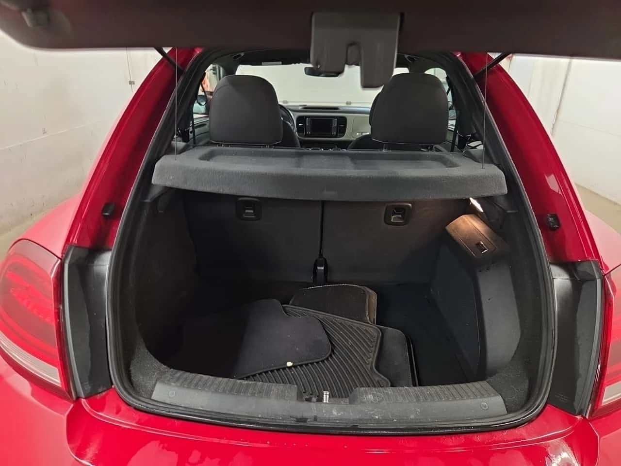 VW Beetle * COAST * CARFAX * , снимка 14 - Автомобили и джипове - 56255744