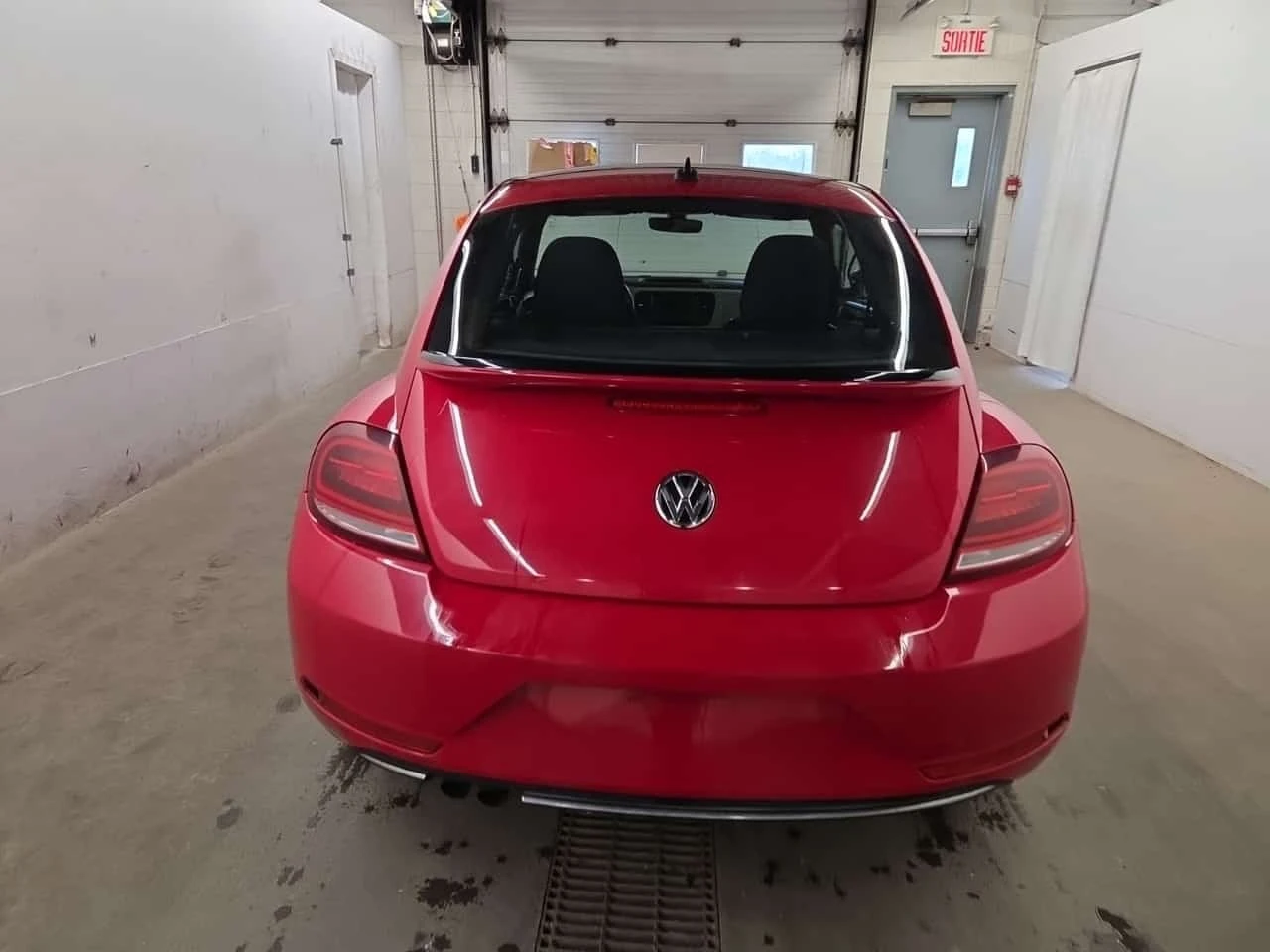 VW Beetle * COAST * CARFAX * , снимка 5 - Автомобили и джипове - 56255744
