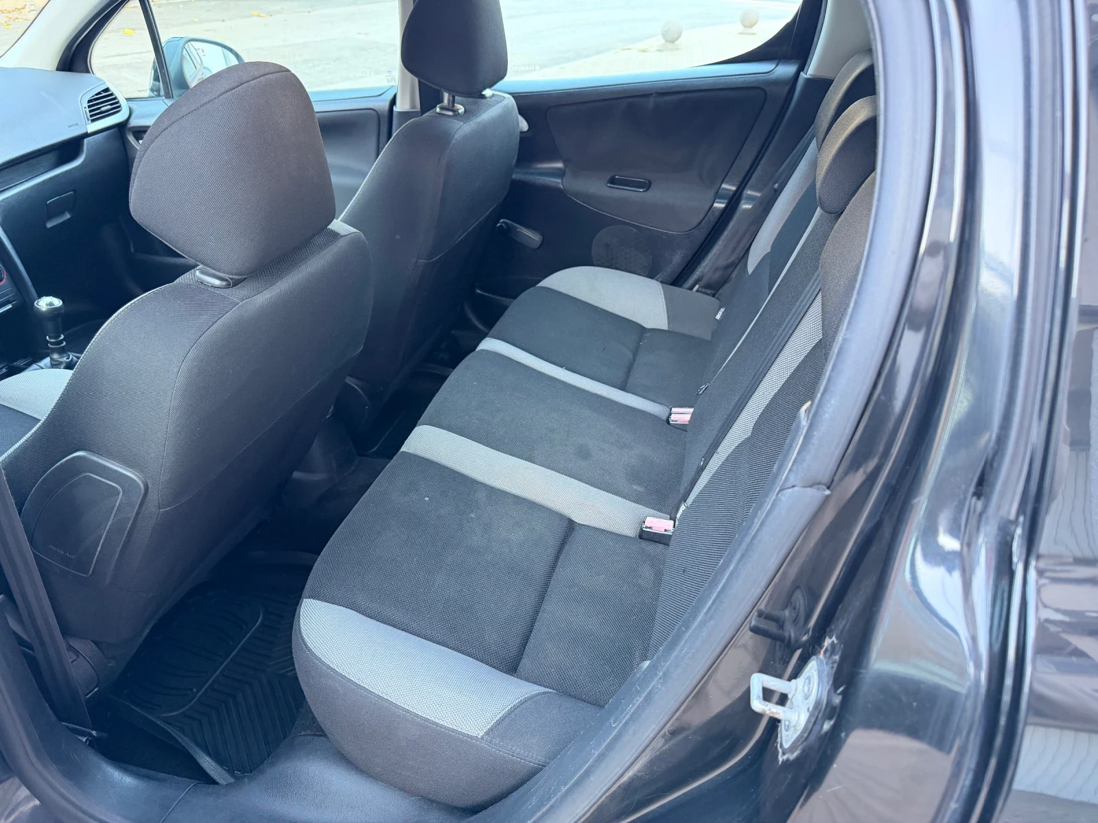 Peugeot 207 Газ.Инж А/С, снимка 9 - Автомобили и джипове - 56297615