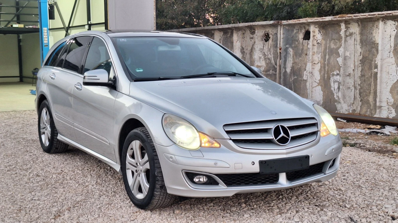 Mercedes-Benz R 320 CDI, снимка 2 - Автомобили и джипове - 56346388