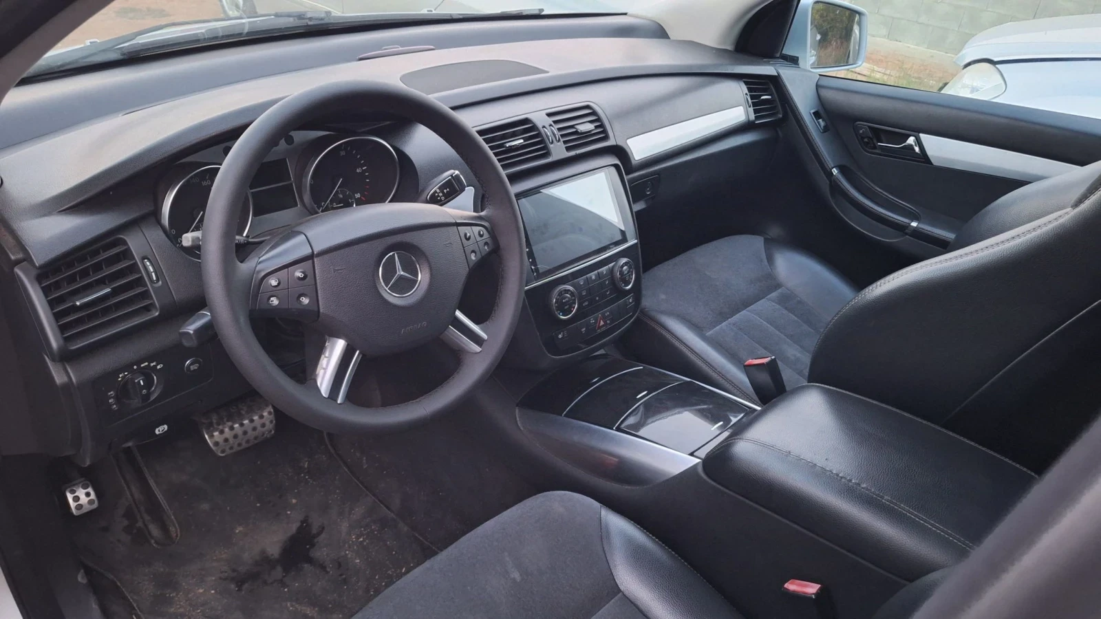 Mercedes-Benz R 320 CDI, снимка 8 - Автомобили и джипове - 56346388