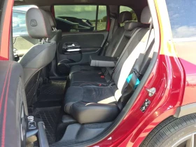 Mercedes-Benz GLB 250 AMG-PACK| ALCANTARA| PANO| 2 КЛЮЧА| , снимка 12