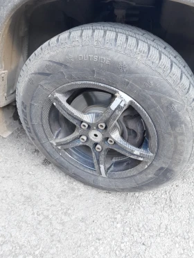 Honda Cr-v - 3300 € / 6454.24 лв. - 23625355 11