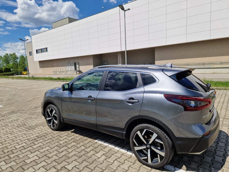 Nissan Qashqai, снимка 6 - Автомобили и джипове - 49506692