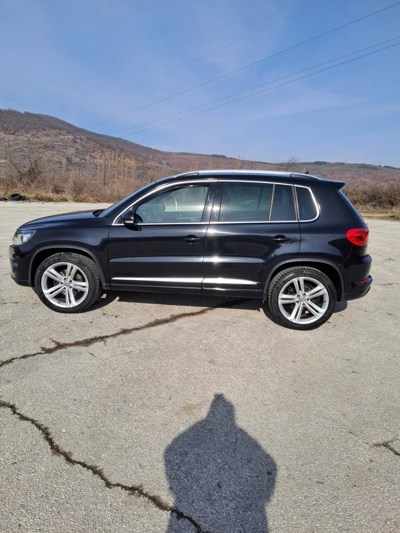 VW Tiguan R Line, снимка 2 - Автомобили и джипове - 49126519