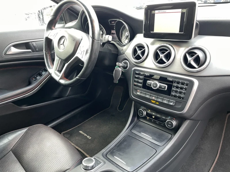 Mercedes-Benz GLA 220 d / AMG / Automatic / LED / Camera / EU6, снимка 14 - Автомобили и джипове - 49393055