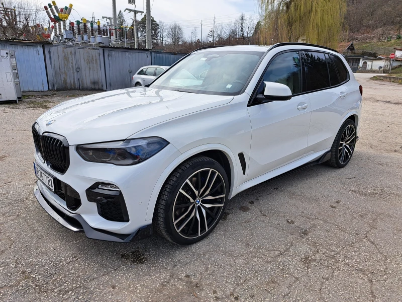 BMW X5 3.0D//M* HEADUP* SOFTCLOSE* HARMANN-CARDON, снимка 4 - Автомобили и джипове - 49580523