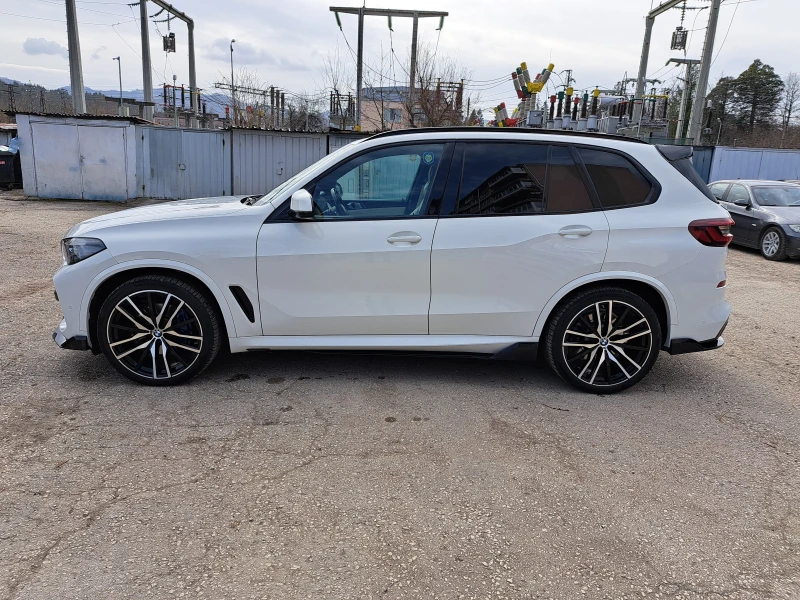 BMW X5 3.0D//M* HEADUP* SOFTCLOSE* HARMANN-CARDON, снимка 3 - Автомобили и джипове - 49580523