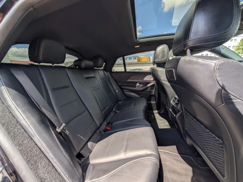 Mercedes-Benz GLE 400 Mercedes-Benz GLE 400 d 4Matic AMG, снимка 8 - Автомобили и джипове - 51215419
