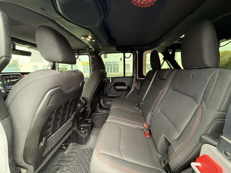 Jeep Wrangler RUBICON LIFTED, снимка 12 - Автомобили и джипове - 52101702