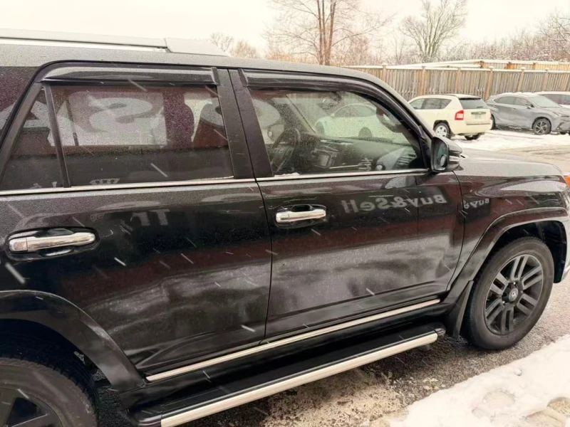 Toyota 4runner * 4WD * CARFAX * БЕЗ ПЪРВОНАЧАЛНА ВНОСКА, снимка 3 - Автомобили и джипове - 52805229