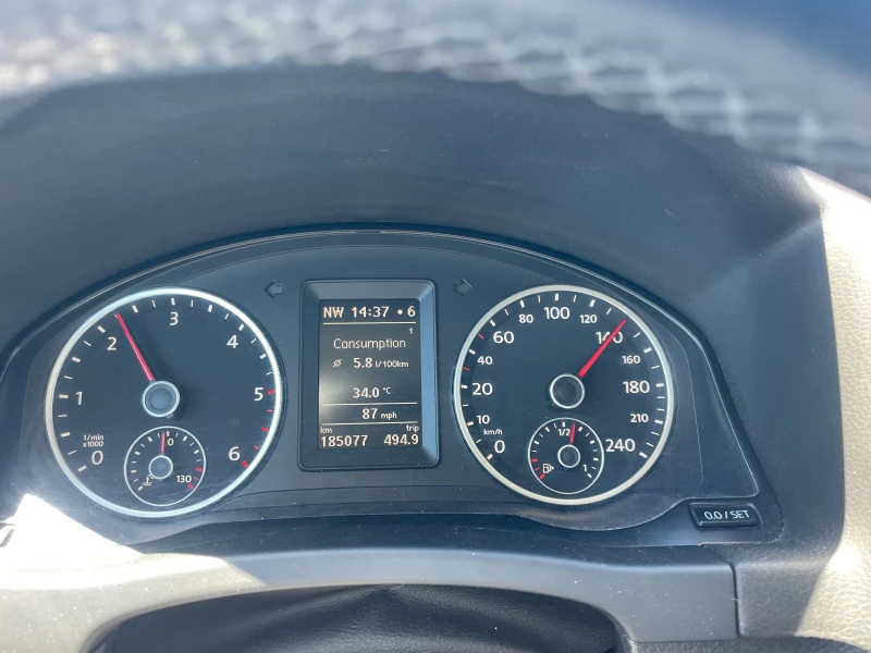 VW Tiguan, снимка 3 - Автомобили и джипове - 53392962