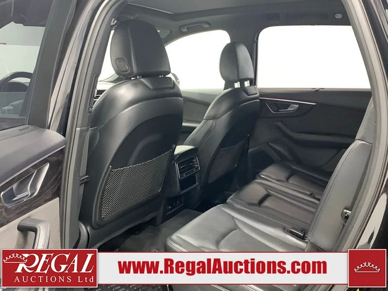Audi Q7 * TECHNIK* * HeadUp* AвтоКредит* (ЦЕНА ДО БГ), снимка 6 - Автомобили и джипове - 55242485