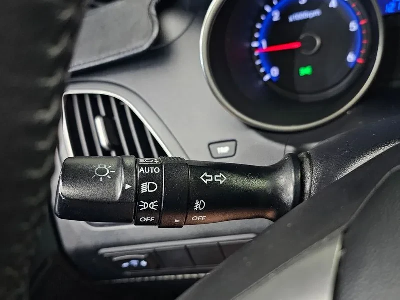 Hyundai Tucson  Diesel 2Wd Lx20 Premier, снимка 17 - Автомобили и джипове - 56308173