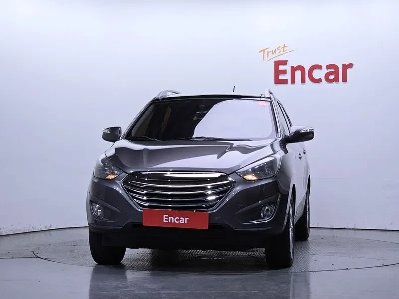 Hyundai Tucson  Diesel 2Wd Lx20 Premier, снимка 3 - Автомобили и джипове - 56308173