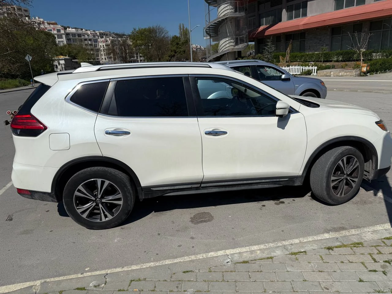 Nissan Rogue SL AWD(4* 4) - изображение 5
