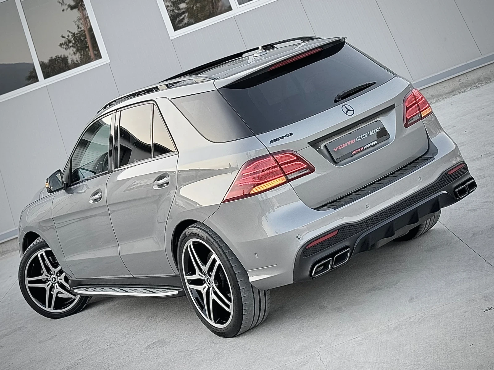 Mercedes-Benz GLE 350 AMG/ 9G/ 4MATIC/ FULL LED/ PANO/ 3xTV/ CARBON - изображение 4
