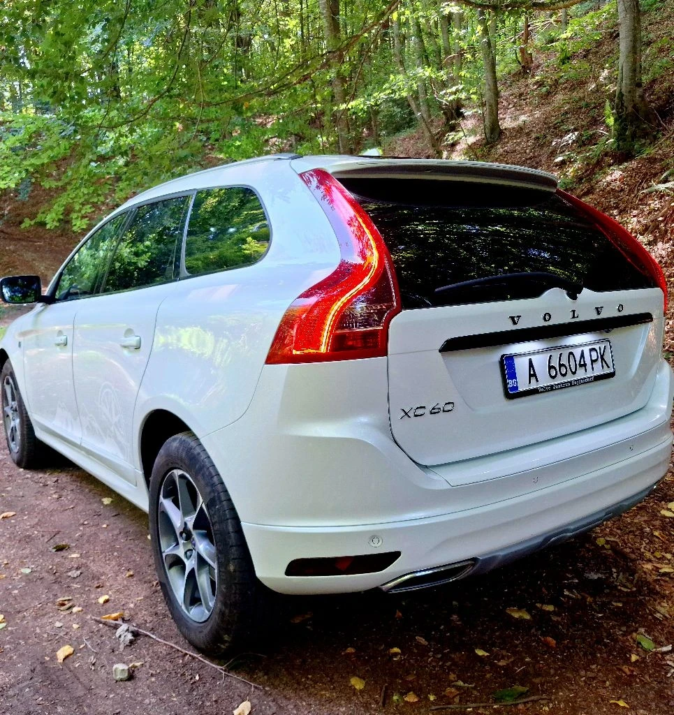 Volvo XC60 2.4 D5 220hp 4x4 | Mobile.bg   1