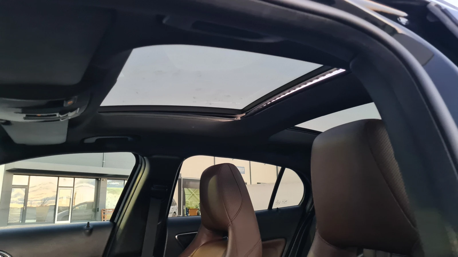 Mercedes-Benz GLA 250 AMG-LINE - изображение 7