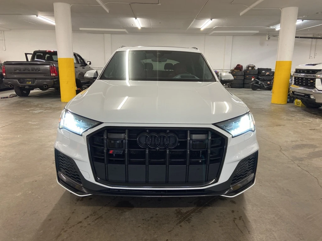 Audi SQ7 ОБДУХ/ПАНО/360/BANG AND OLUFSEN/АВТОКРЕДИТИРАНЕ - изображение 2