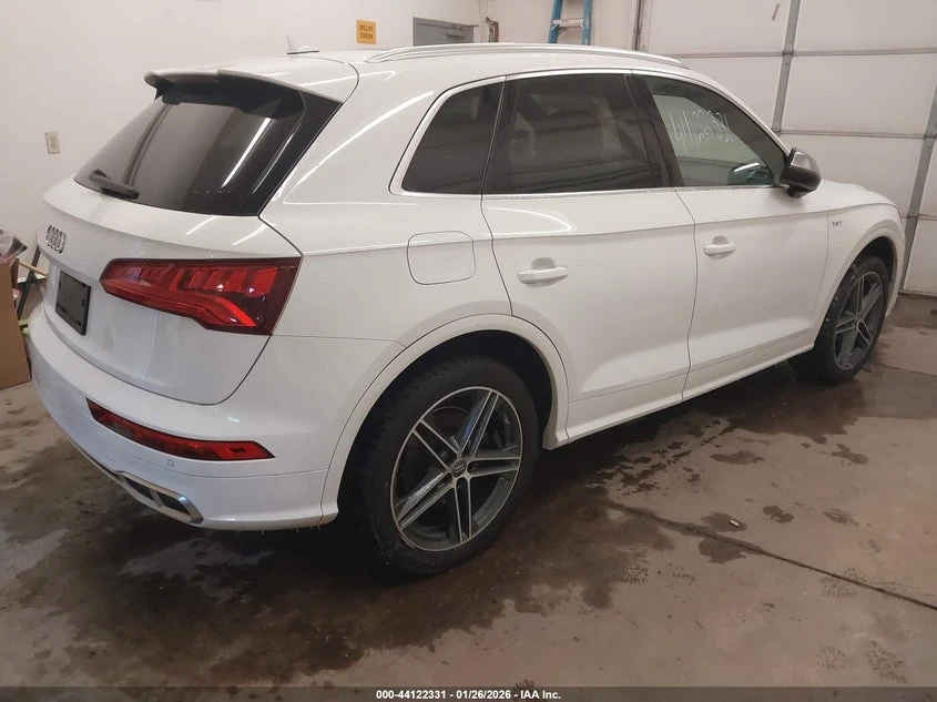 Audi SQ5 3l 3.0T Premium Plus, снимка 4 - Автомобили и джипове - 53714091