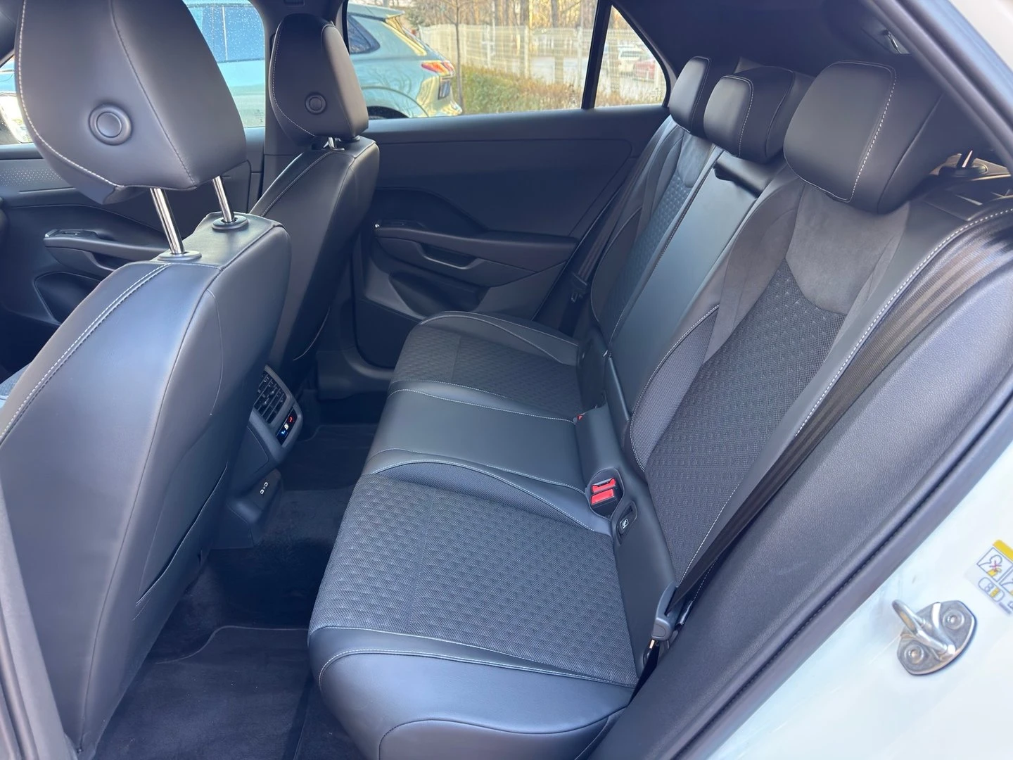VW T-Roc | Mobile.bg � ����������� 12
